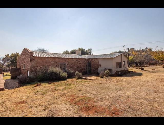 FARM FOR SALE IN HEKPOORT
